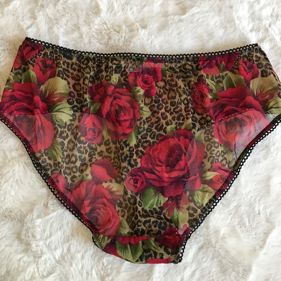 RARE SET Victoria’s‎ Secret Y2K Red Rose Animal Print Mesh Cami/Panty 2pc NWOT - Picture 7 of 10